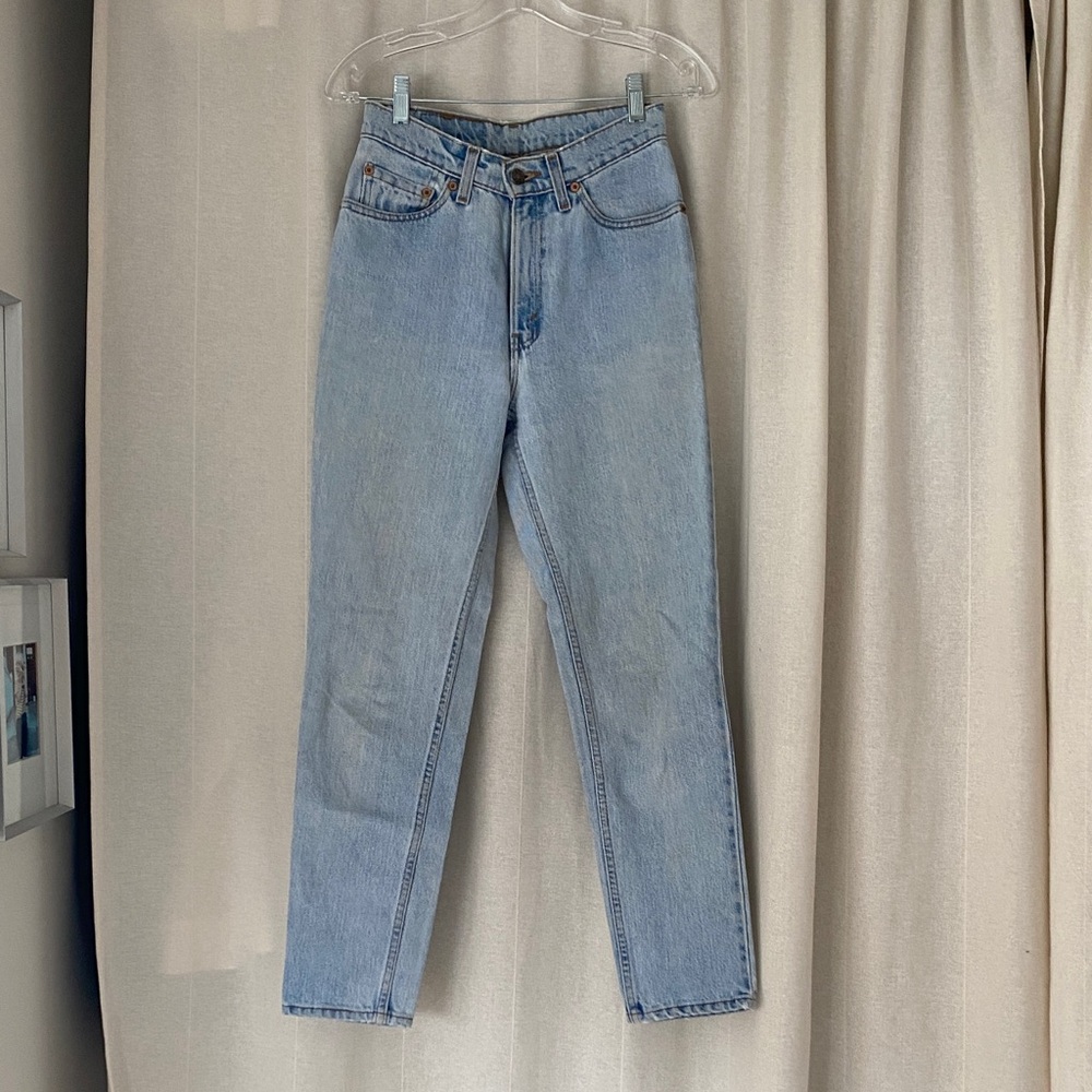 Levi's Women's High Rise Light Blue Jeans